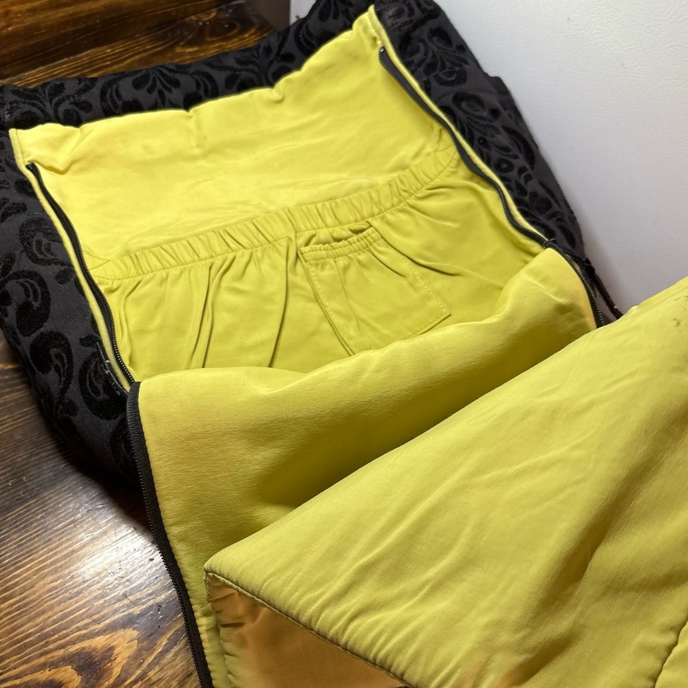 Petunia Pickle‎ Bottom Black Diaper Bag - Picture 7 of 8